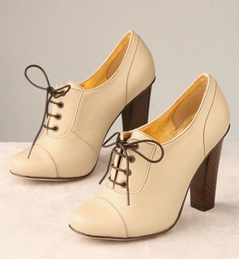 Steve Madden Oxford booties. Cute and cheap, what more could you ask ...