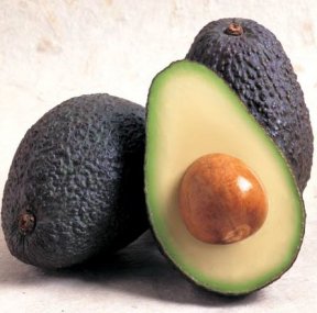 Avocado face mask for dry skin