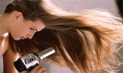 blowdrying