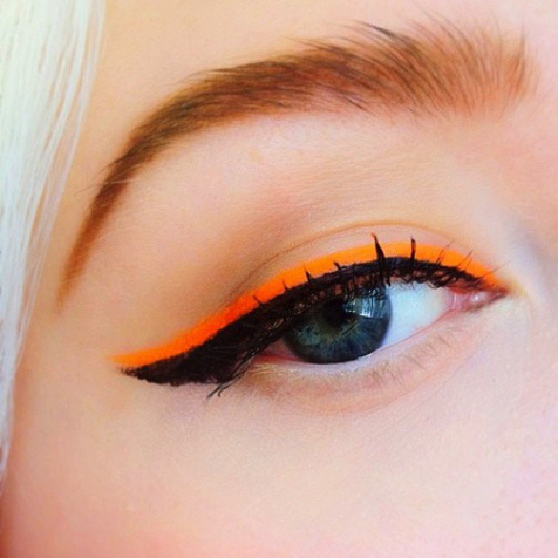 neon liner