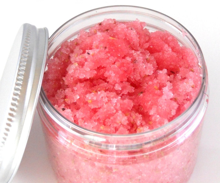 strawberry body scrub