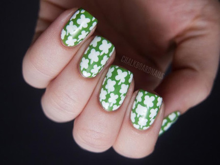 white and green clover nails