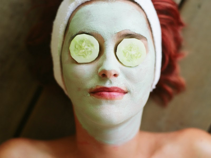 10 DIY Home Spa Tips For The Ultimate Spa Day   DIY Face Mask 