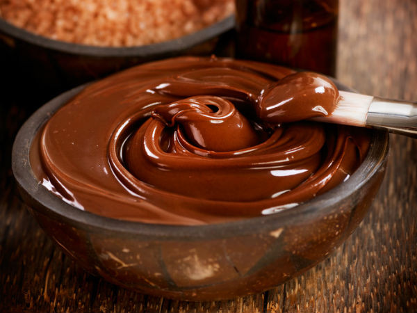 chocolate face mask in bowl