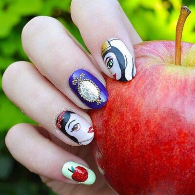 snow white nails