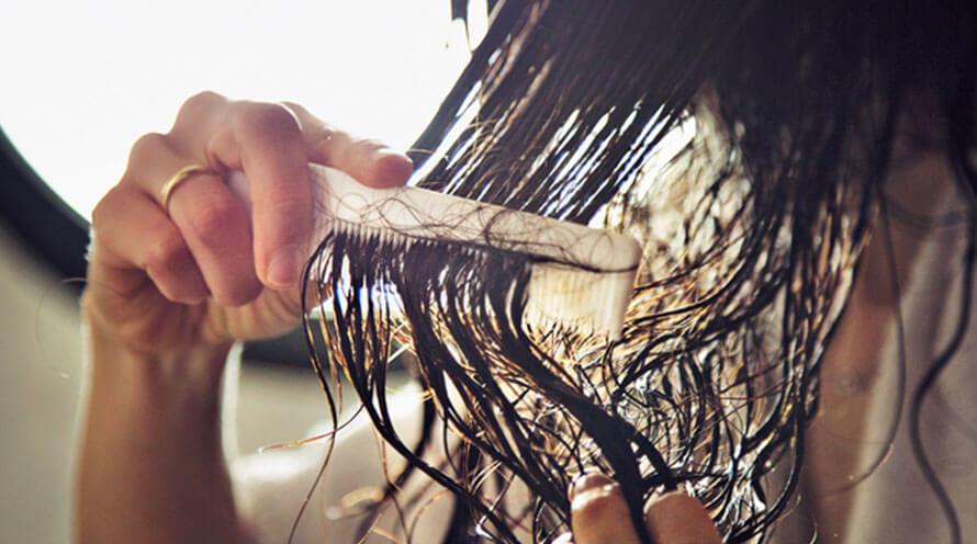 DIY Hair Detangler for Knotty Hair