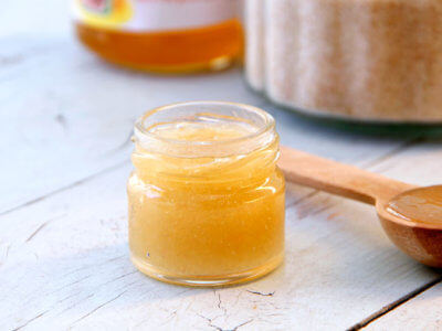 honey lip scrub