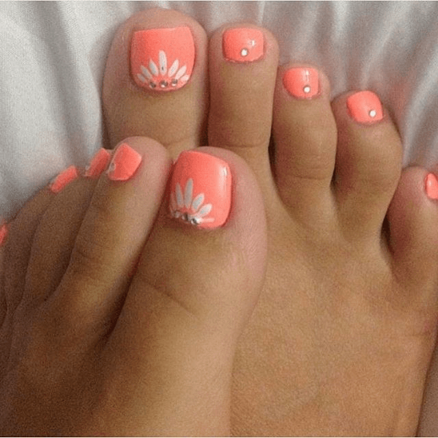 Coral Toe Nail Design