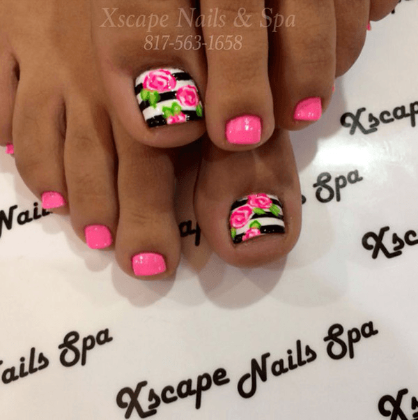 Roses Toe Nail Design