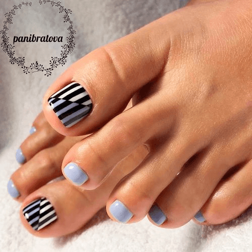 Stripped Illusion Toe Nail Design