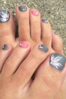 pink and gray pedicure designs