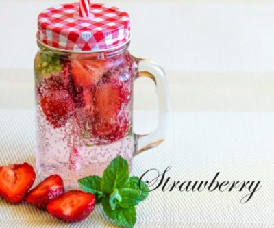 strawberry detox water