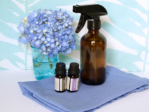 DIY Bathroom Spray