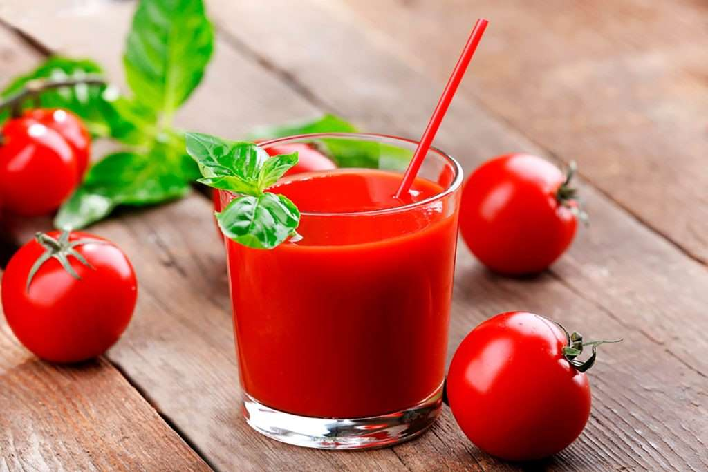 Homemade Tomato Face Masks